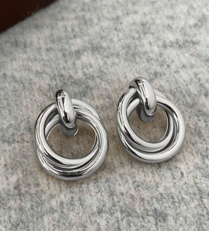 ❸❷🍁1 par de pendientes de argolla de aleación retorcida geométrica exagerada de moda