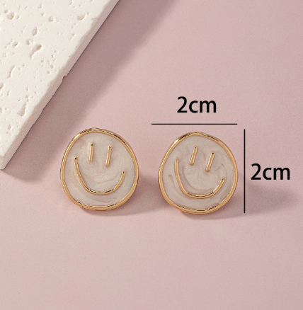T❹❶💐2 piezas Pendientes de tachuela luna oval