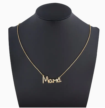 T❹❾💥 Collar con Colgante de Letra "MAMA" Elegante y Piedras Preciosas Coloridas
