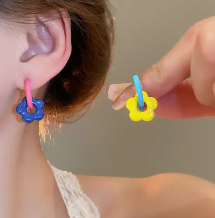 T❹❺🦋Par de pendientes de flores pastel coreanas de primavera y verano