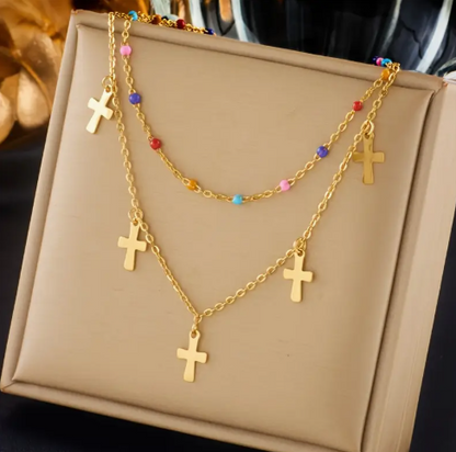T❺❸💫Collar de doble capa con cruz dorada inspirada en Y2K y cuentas de colores