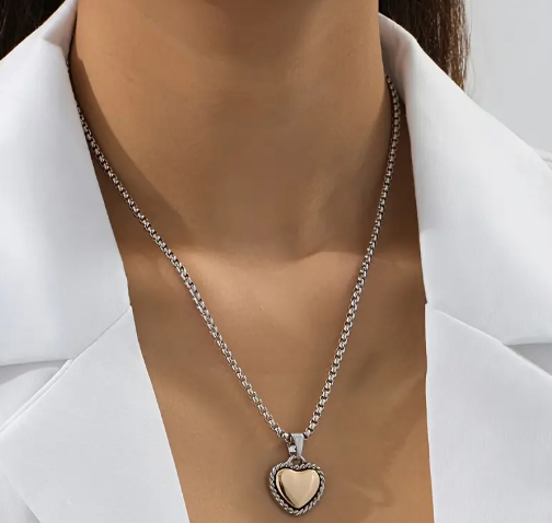 T❸❸💫Conjunto de Collar con Colgante de Corazón de Acero de Titanio Chic