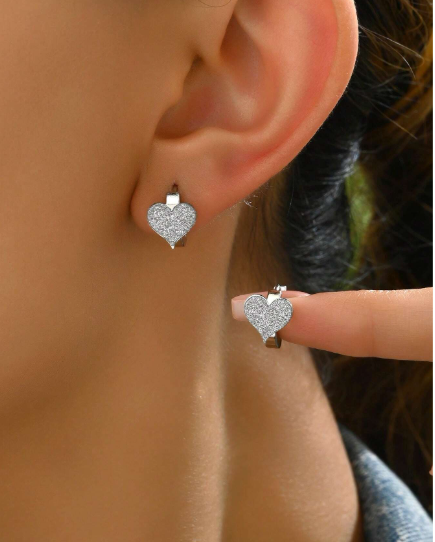 ❷❺🌷1 Par De Aretes De Aro Con Forma De Corazón Delicados