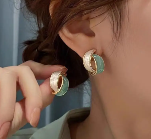 T❹❺🦋1 Par de Pendientes Elegantes para Mujer