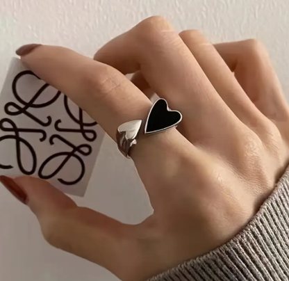 T❹❻🌹Un anillo abierto para mujer con un diseño de corazón sencillo, elegante