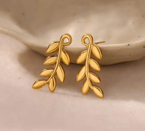T❹❻🌹1 pza. Pendientes de hoja de árbol de acero inoxidable dorado elegante