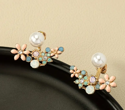 🍂T❹❹🍂Elegantes aretes de perlas florales, aleación de zinc chapada en oro de 14K