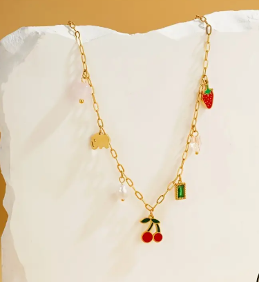 T❹❾💥Collar de Acero Inoxidable 304 para Mujer con Dijes Y2K Adorables: Cereza, Fresa y Corazón