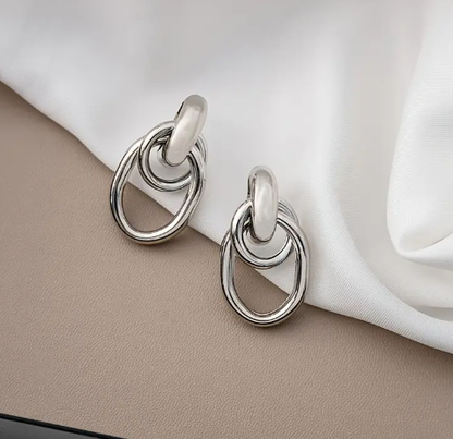 ❹❻🌹Pendientes colgantes geométricos de circulo elegantes de tono dorado