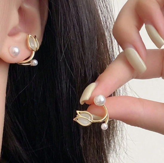 ❹❺🦋1 par de pendientes elegantes con diseño de perla en forma de tulipán