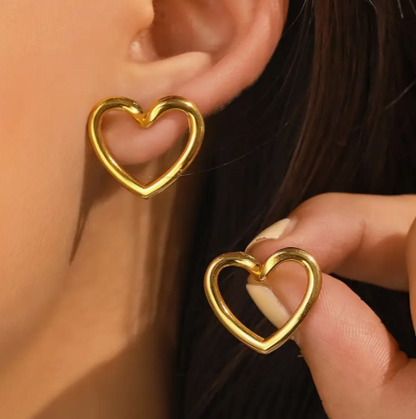 T❺❶🌻Pendientes de corazón de acero inoxidable hipoalergénico, chapados en oro de 18K, anti-oscurecimiento, cómodos y versátiles, simples y elegantes, accesorios de joyería de alta calidad para uso diario