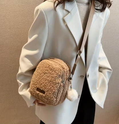 T❺❹🍂Bolso Bandolera de Peluche Falso para Mujer con Cierre de Zipper - Temática Animal en Blanco y Beige,BHerrajes Dorados,BSuave Solapa Estilo Orejas de Gatito (No Lavable) – Bolsa Acogedora Para Uso Diario