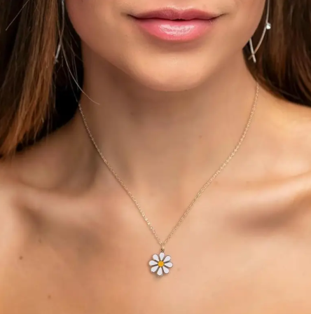 T❹❻🌹Collar con colgante de daisy de acero inoxidable elegante