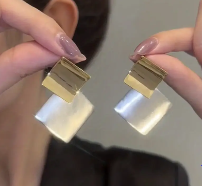 T❹❻🌹1 Par de Pendientes de Estilo Corto Estilo Japonés y Coreano