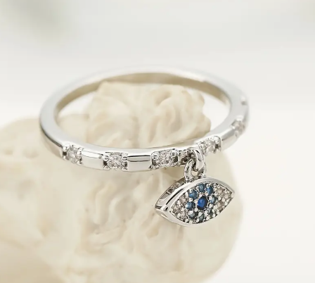 T❹❻🌹Anillo Ojo del Diablo Bohemio con Piedras Cúbicas Azules y Transparentes