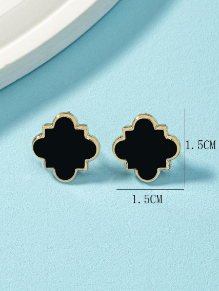 ❾☘️2 piezas Pendientes de tachuela floral