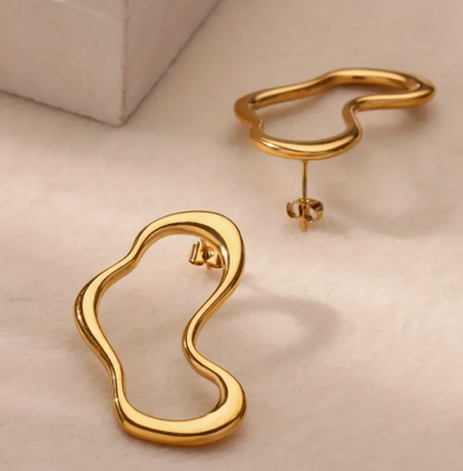 T❹❻🌹1pz Pendientes Elegantes de Acero Inoxidable en Tono Dorado Estilo Bohemio