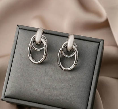 ❹❻🌹Pendientes colgantes geométricos de circulo elegantes de tono dorado