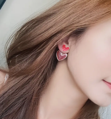 T❹❻🌹2pcs Pendientes Elegantes de Esmalte con Doble Corazón