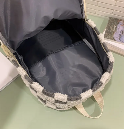 Mochila de Felpa Suave para Mujer con Estilo Japonés - Correas Ajustables, Cierre de Cremallera, Forro de Poliéster, Casual y Versátil para la Escuela